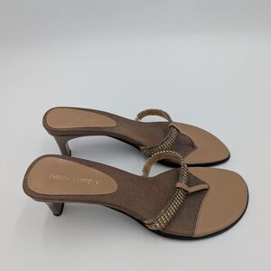 Nine West Necessarys Thong Sandals Heeled 7.5M Rhinestone Brown Y2K retro glam